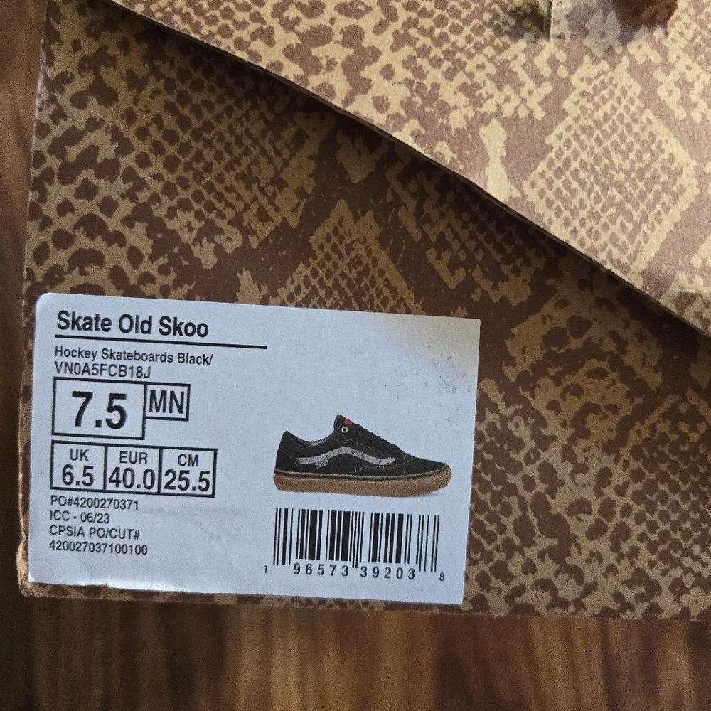 Vans Skate Old Skool Hockey Collab Women Size 9 Black Grey 022026 - Picture 9 of 10